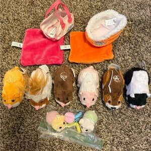Colorful Zhu Zhu pets lot!